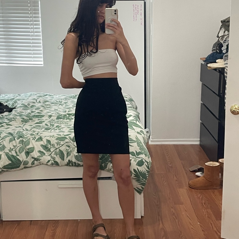❌DONATED❌ MOVING SALE Express Skirt
